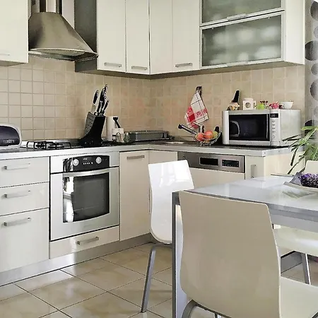 Marino, Island Apartment *