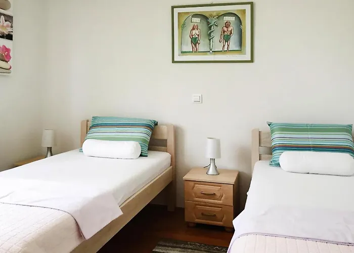 아파트 In Near Jadro *